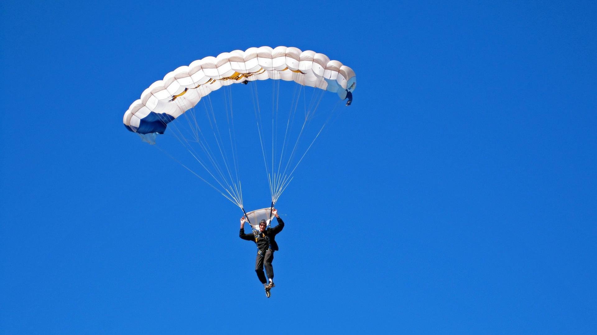 西亚卡姆关键节点回归赛场，TES带队取胜！-开云网页版